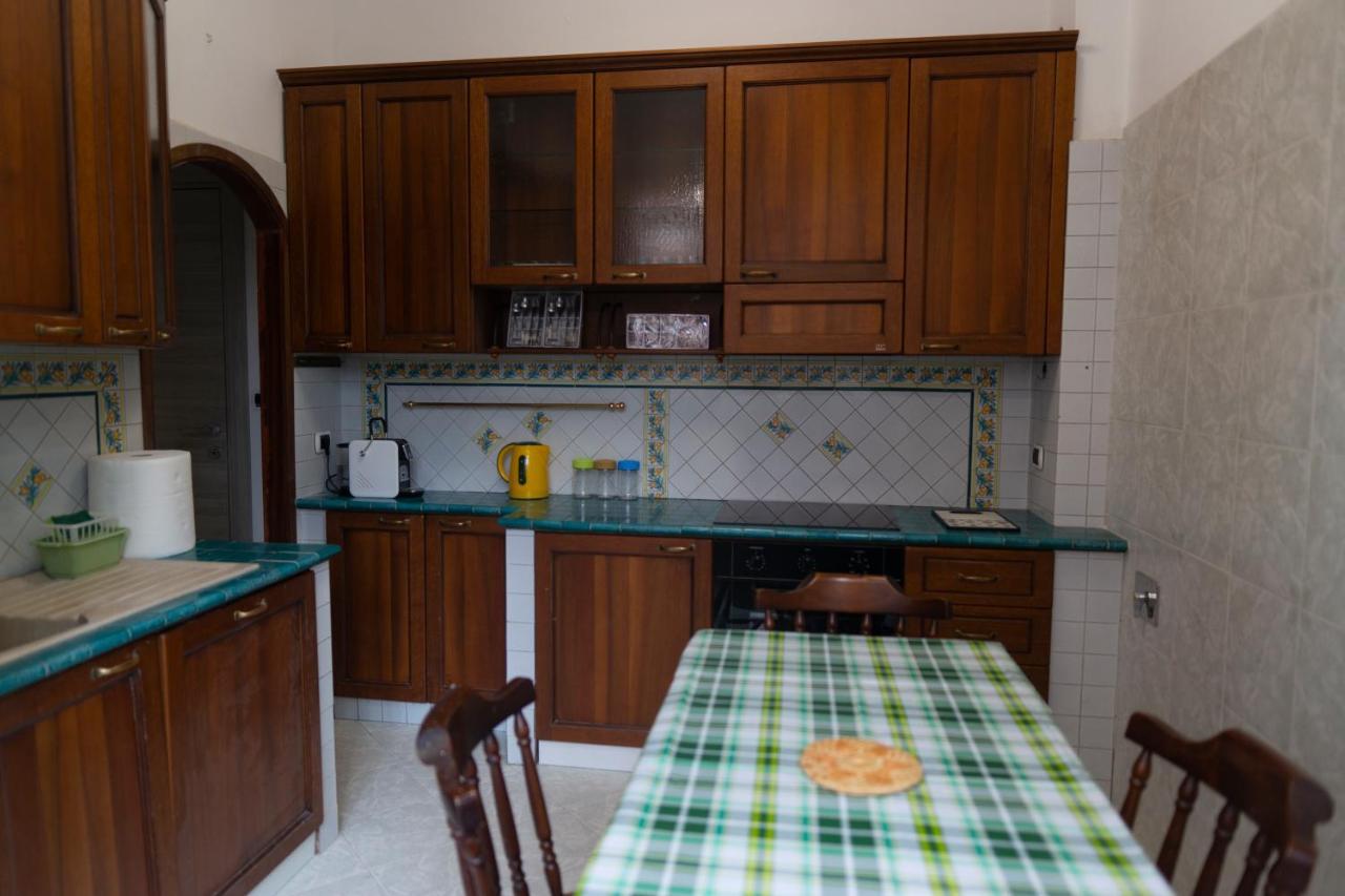 Pasqualina'S House Hotel Рим Екстериор снимка